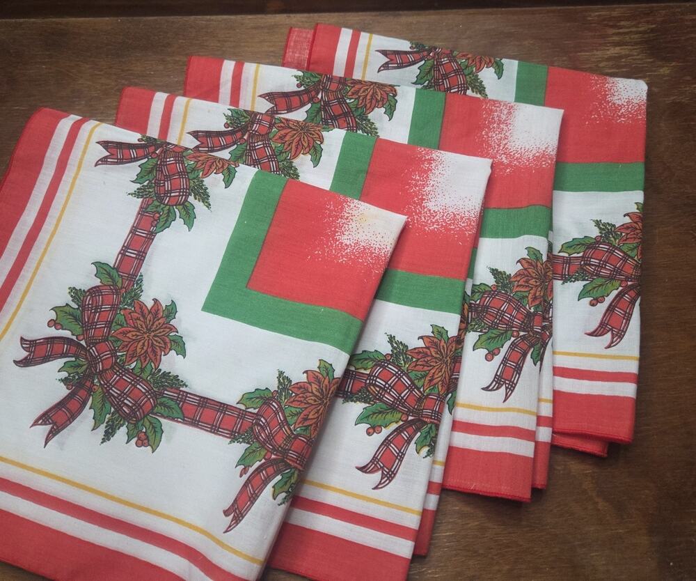Vintage Christmas Cloth Napkins Set 4 17" Poinsettia Plaid Bow Retro Holiday